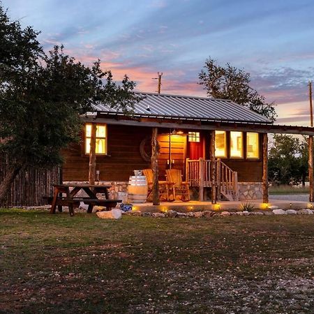 Rockin' R - Rustic Star Cabin Fredericksburg Extérieur photo