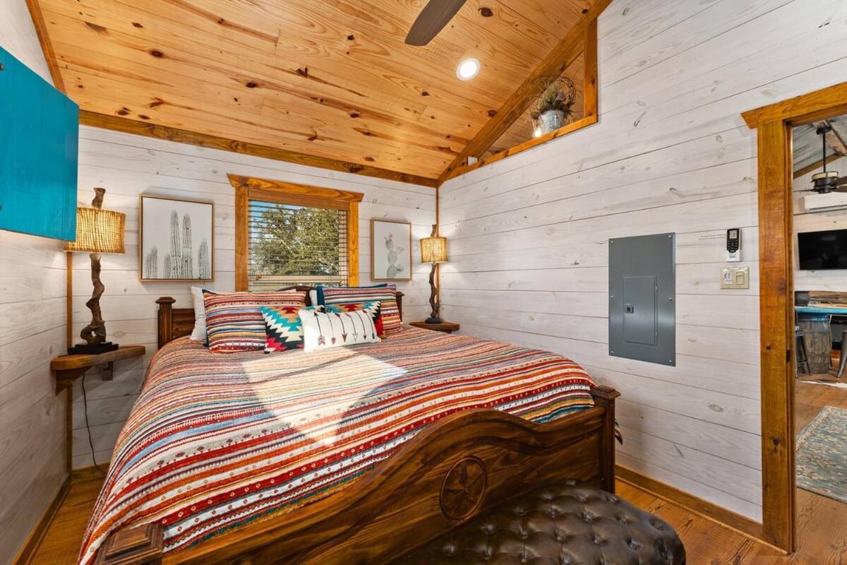 Rockin' R - Rustic Star Cabin Fredericksburg Extérieur photo