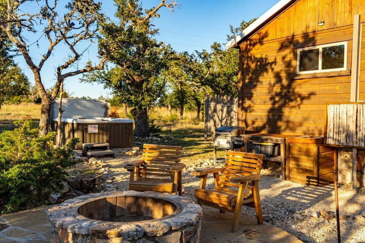 Rockin' R - Rustic Star Cabin Fredericksburg Extérieur photo