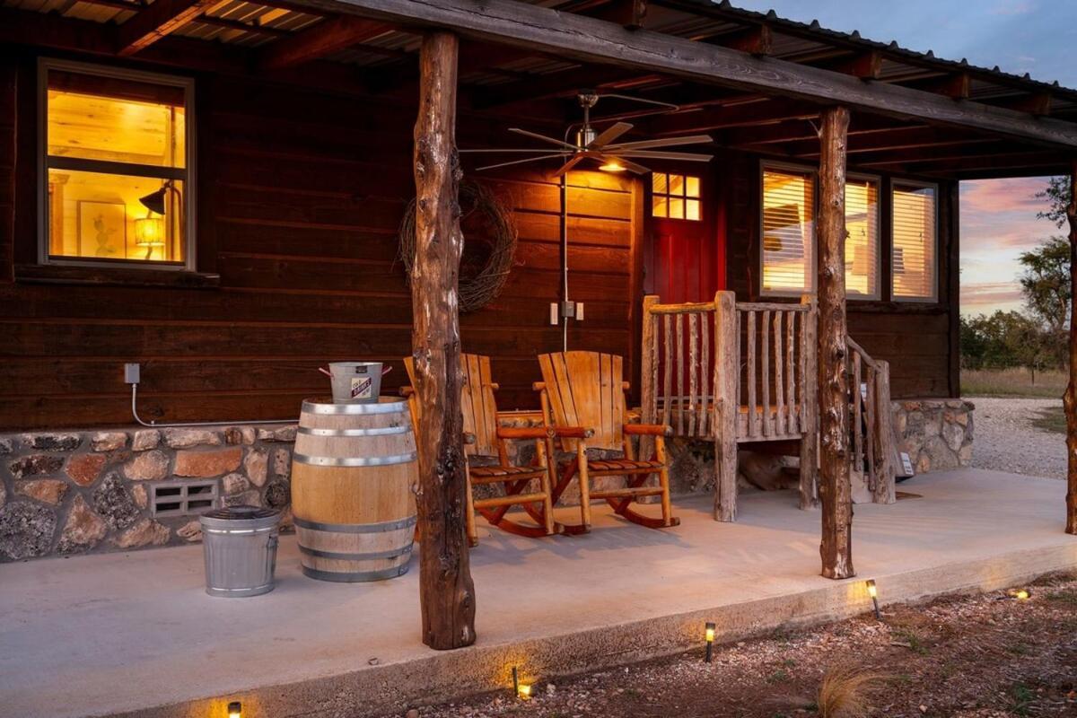 Rockin' R - Rustic Star Cabin Fredericksburg Extérieur photo