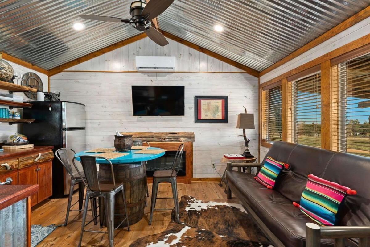 Rockin' R - Rustic Star Cabin Fredericksburg Extérieur photo