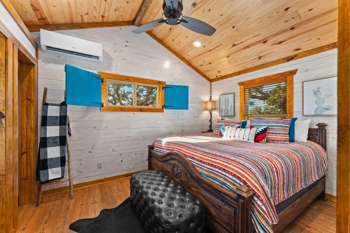 Rockin' R - Rustic Star Cabin Fredericksburg Extérieur photo